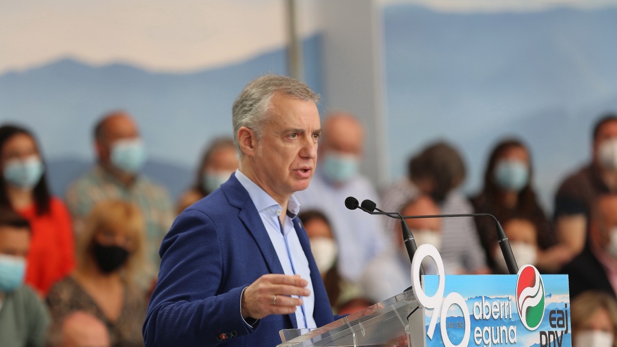 El Lehendakari Urkullu anuncia una ayuda directa de 200 euros al mes por hijo o hija a cargo hasta los tres años de edad