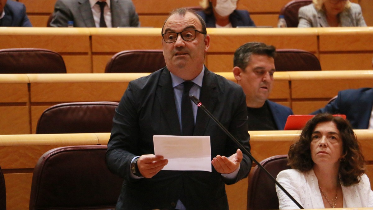 Luke Uribe-Etxebarriak Europako Funtsen euskararako tratamendu eta finantzaketa egokia eskatu dio Espainiako Gobernuari