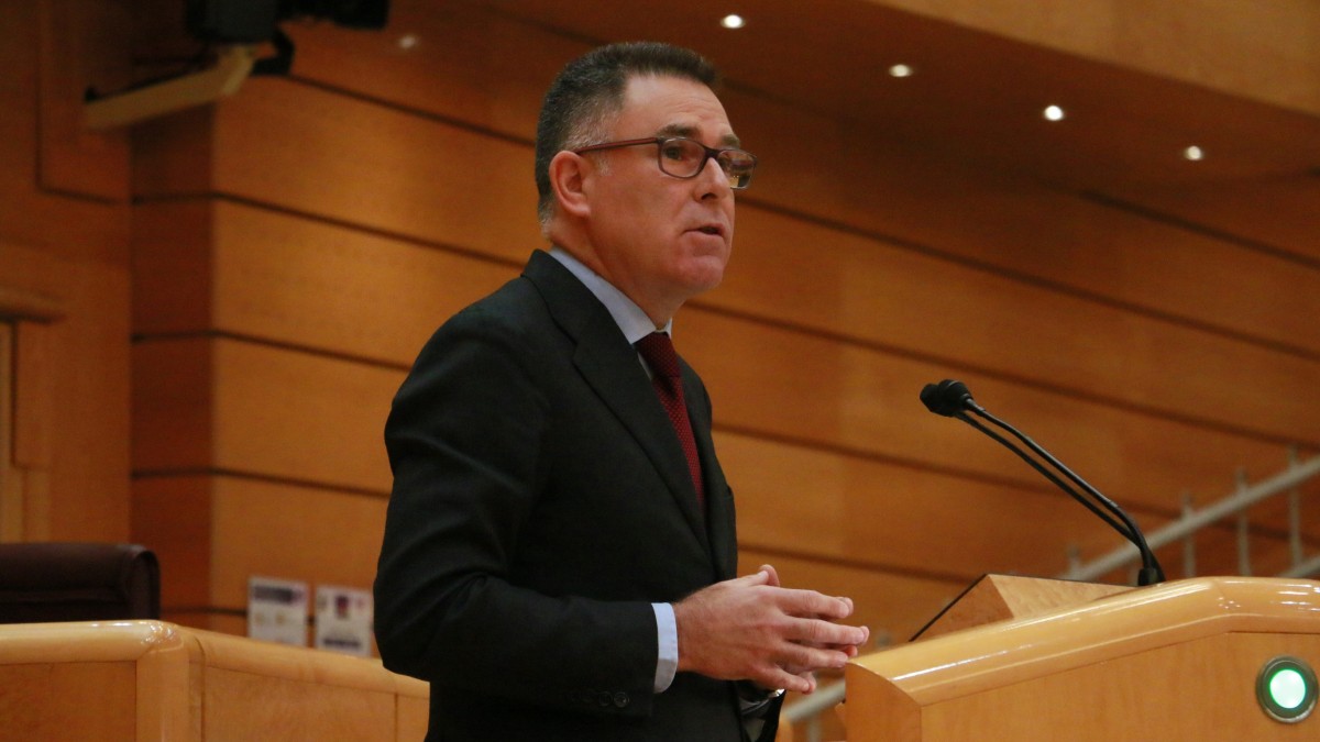  Imanol Landak salatu du ez direla legeak aldatzen Estatuko Buruak delitu-jokabideen aurrean inpunitaterik izan ez dezan