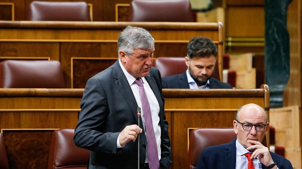 El Grupo Vasco denuncia la “injerencia competencial” que quiere “imponer” el Gobierno central en el modelo residencial