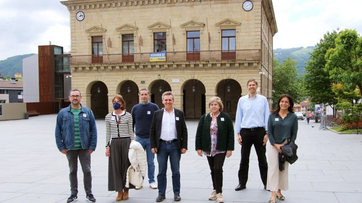 Irungo EAJ-PNVk San Pedro eta San Martzial jai zoriontsuak opa dizkizue!