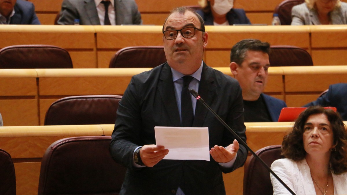 Luke Uribe-Etxebarria defiende una verdadera política exterior y de defensa de la Unión Europea