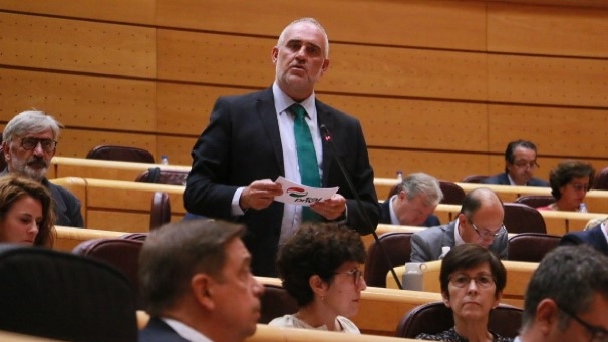 Juan Carlos Medina reclama al Ministerio de Agricultura que escuche la reivindicación de Rioja Alavesa para distinguir los vinos de la comarca dentro de la DOC Rioja