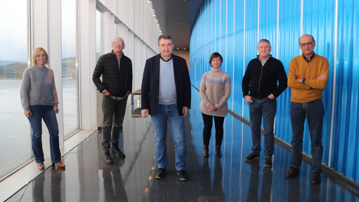 Euskal taldeak zuzenketak planteatu dizkie bankuen eta energia-enpresen gaineko zergei 