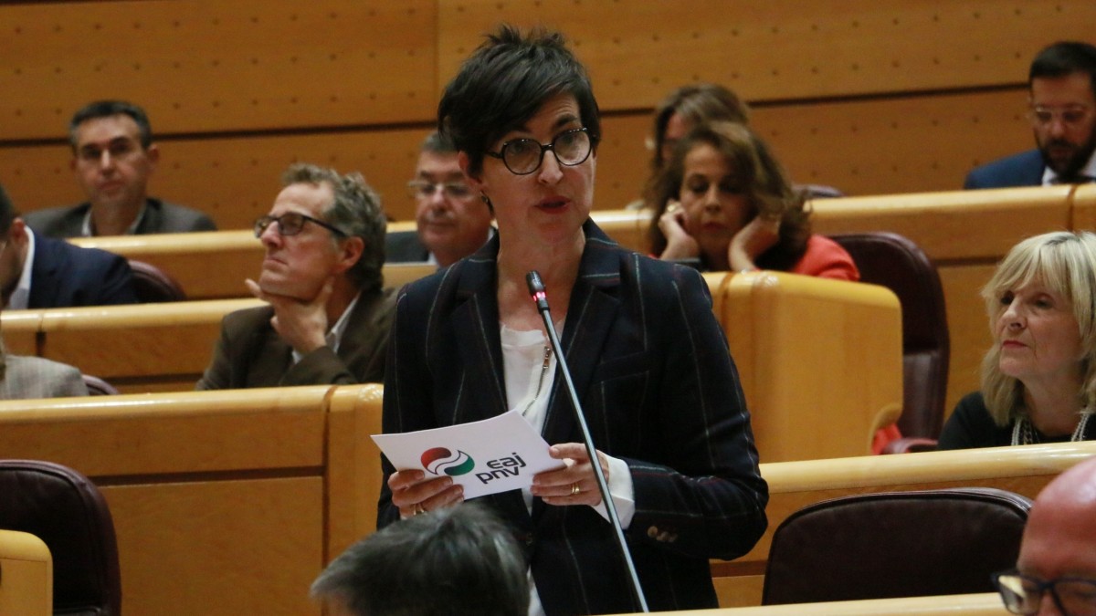 María Dolores Etxano apremia a la ministra de Igualdad a aprobar el procedimiento administrativo para acreditar la condición de víctima sexual