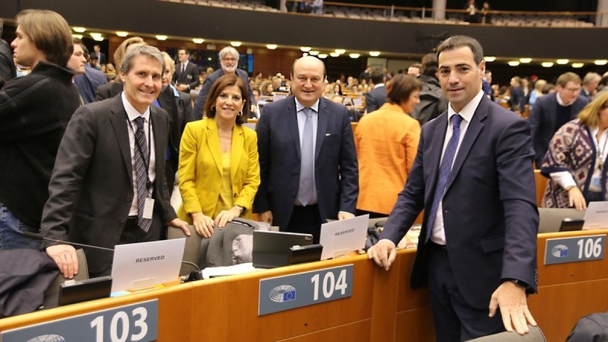 Ortuzar, Pradales eta Agirregoitia Florentzian izango dira bihar, Europako Alderdi Demokrataren Konbentzioan 