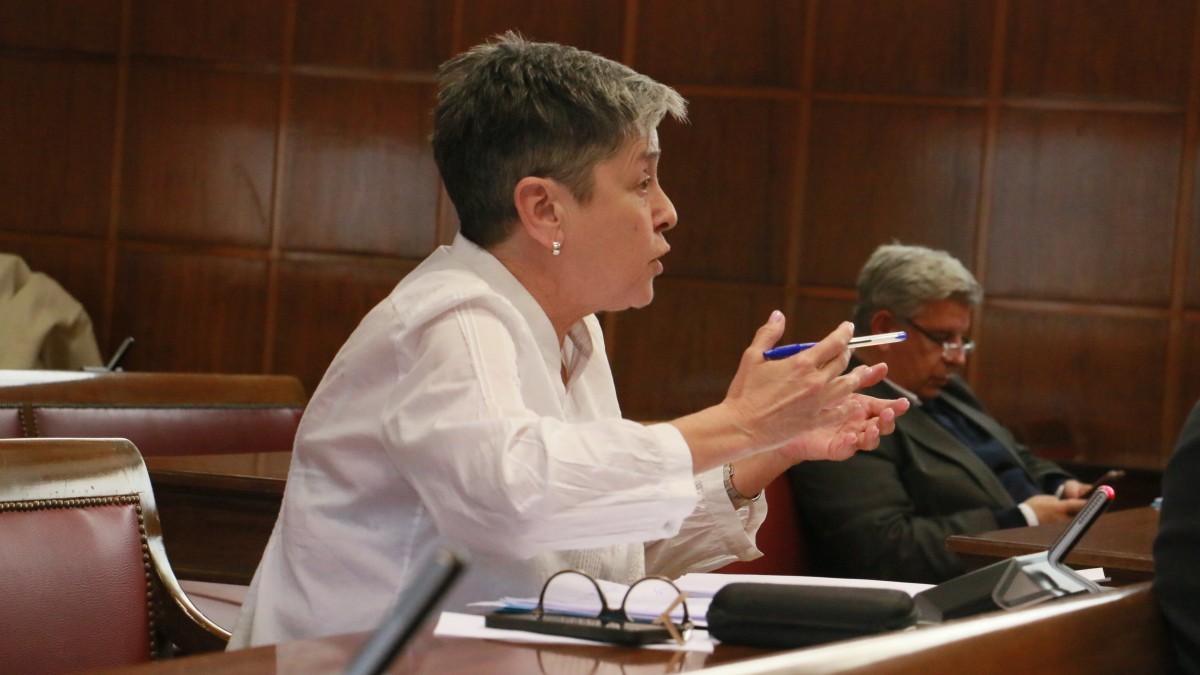 Nerea Ahedok autonomia pertsonalaren sustapenean eta desgaitasuna duten pertsonen erabateko inklusioan lan egin dezala eskatu dio Bustinduy ministroari