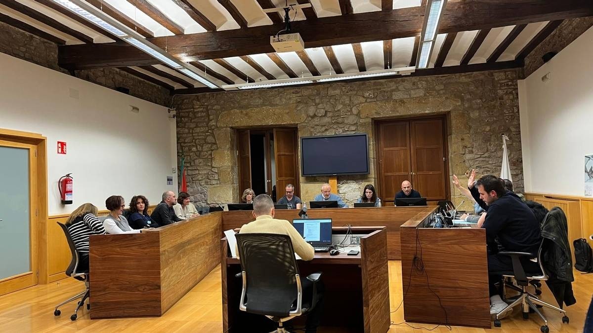 El Gobierno municipal rechaza las nueve enmiendas planteadas por el grupo municipal del PNV para mejorar el proyecto de presupuestos de 2025