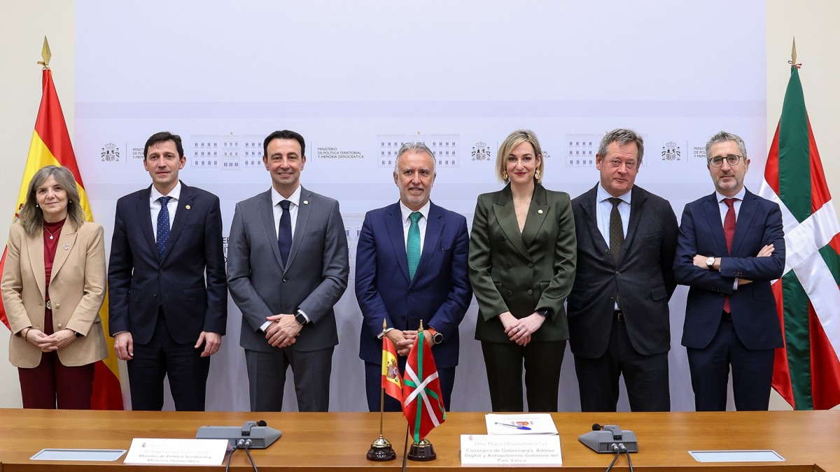 Las competencias de autorizaciones de trabajo para personas extranjeras y meteorología materializan un nuevo paso en el autogobierno de Euskadi