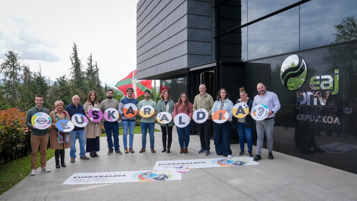 Buruntzaldean ere, elkar mugituz egingo dugu!