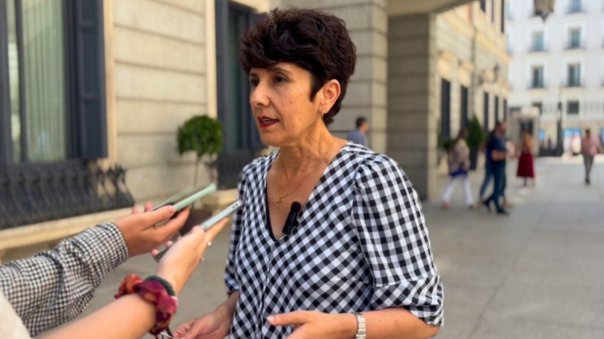 Udazkenetik aurrera euskal industriari sare elektrikorako sarbidea errazteko mekanismoak aplikatzea adostu du Euskal Taldeak Espainiako gobernuarekin