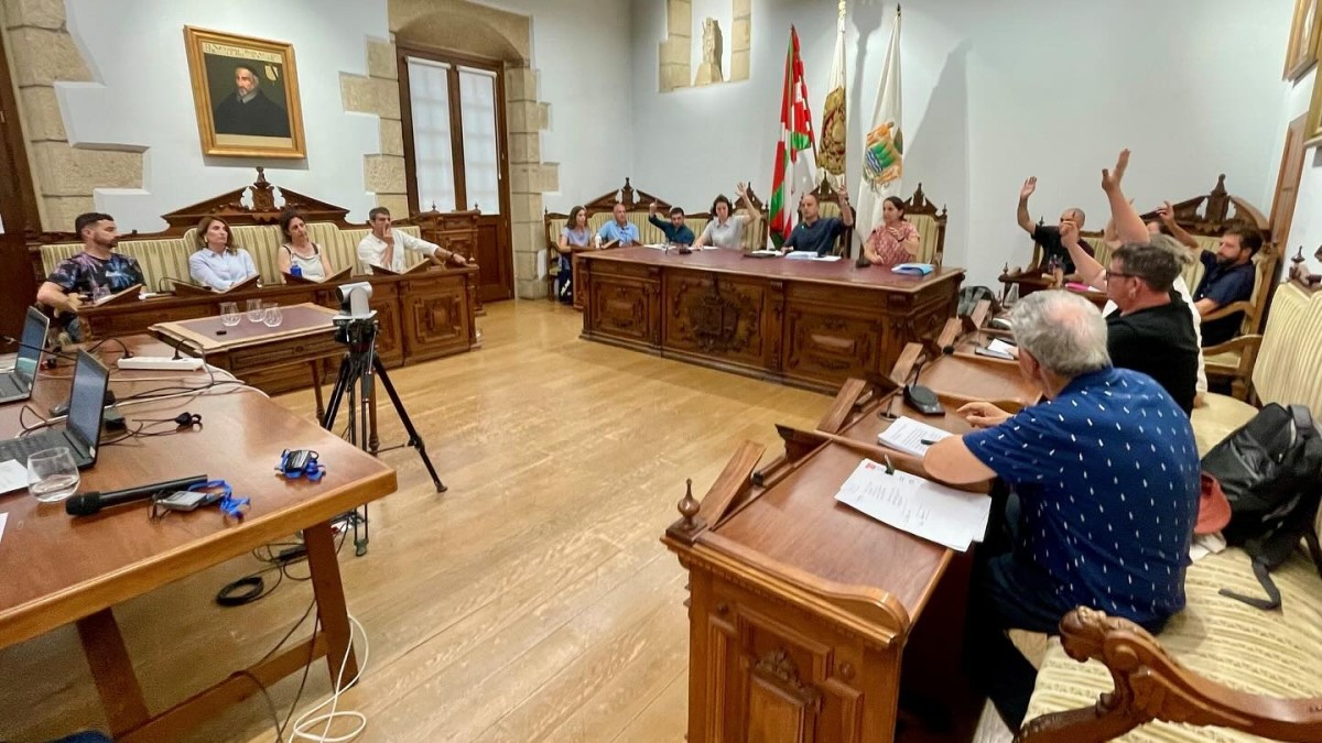 EAJ-PNV denuncia que “más del 43% del gasto aprobado por el gobierno de Abotsanitz en 2024 fue con reparos del interventor”