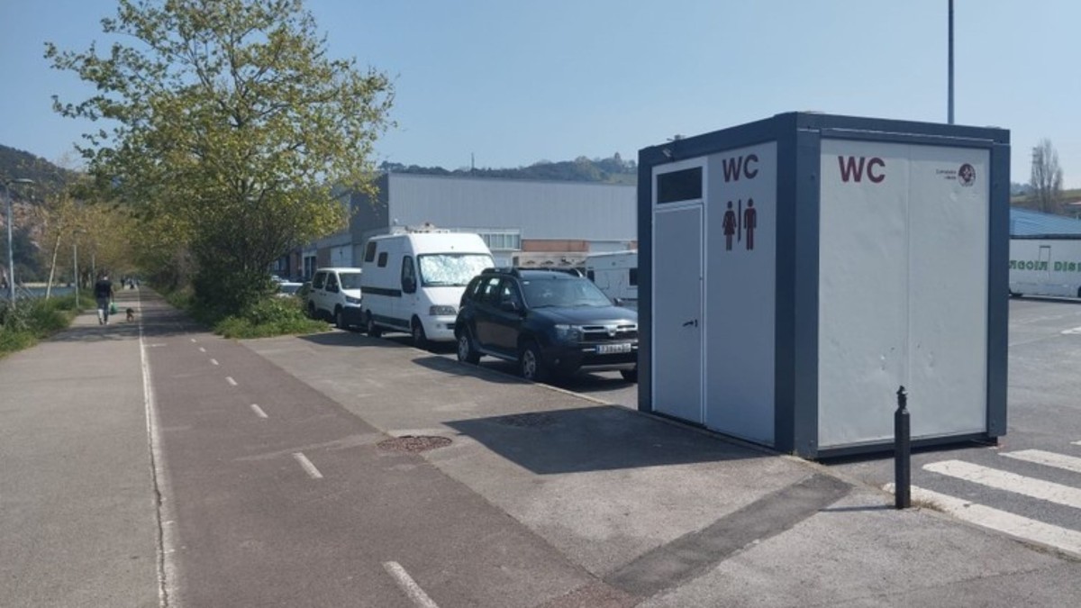 Zumaiako EAJ-PNVk bainu publikoen inguruan Udal Gobernuaren konpromisorik eza salatu du eta irtenbide iraunkorrak proposatu ditu