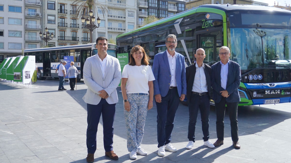 DBus acerca a la ciudadanía donostiarra los beneficios de sus nuevos autobuses eléctricos DBus Zero