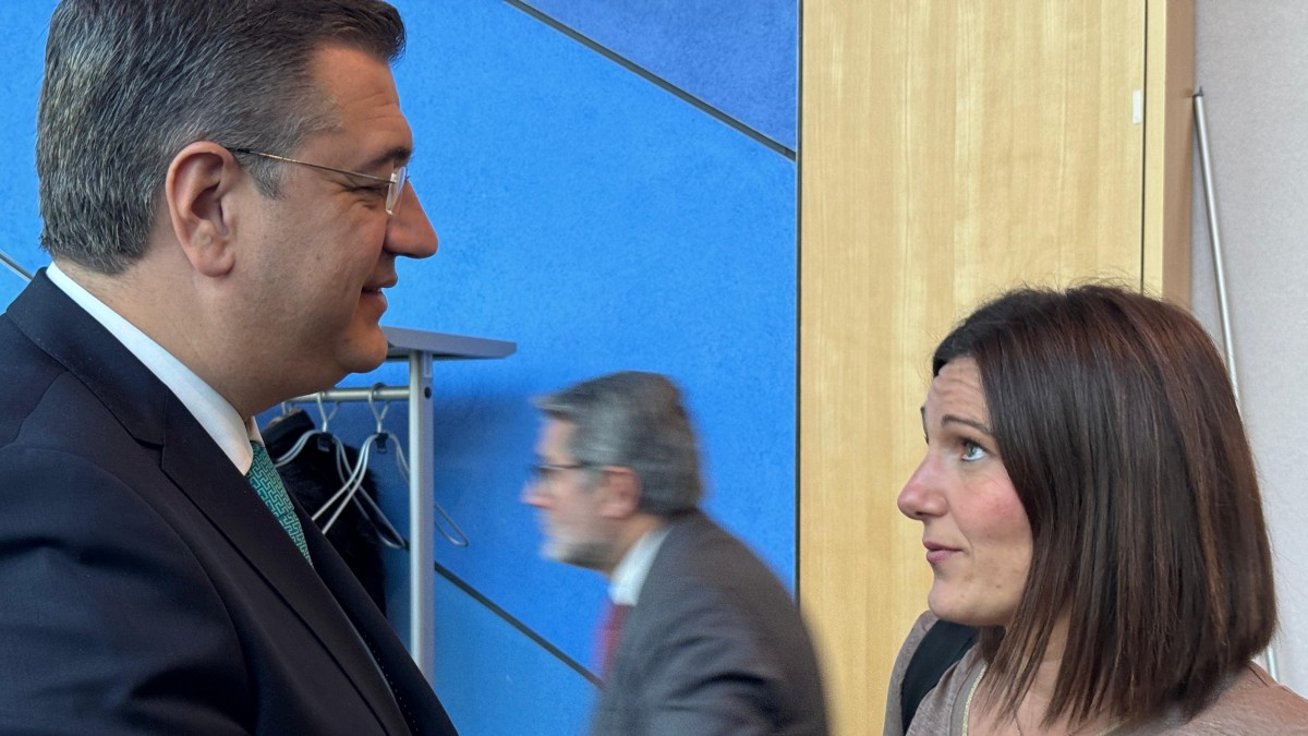 EAJ-PNVk Europako Batzordeari eskatu dio lehentasuna eman diezaiela dagoeneko adostuta eta onartuta dauden abiadura handiko proiektuei EAJ-PNVk Europako Batzordeari eskatu dio lehentasuna eman diezaiela dagoeneko adostuta eta onartuta dauden abiadura handiko proiektuei