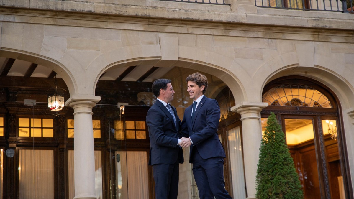 El alcalde de Donostia comparte con el lehendakari la agenda de proyectos estratégicos de la ciudad