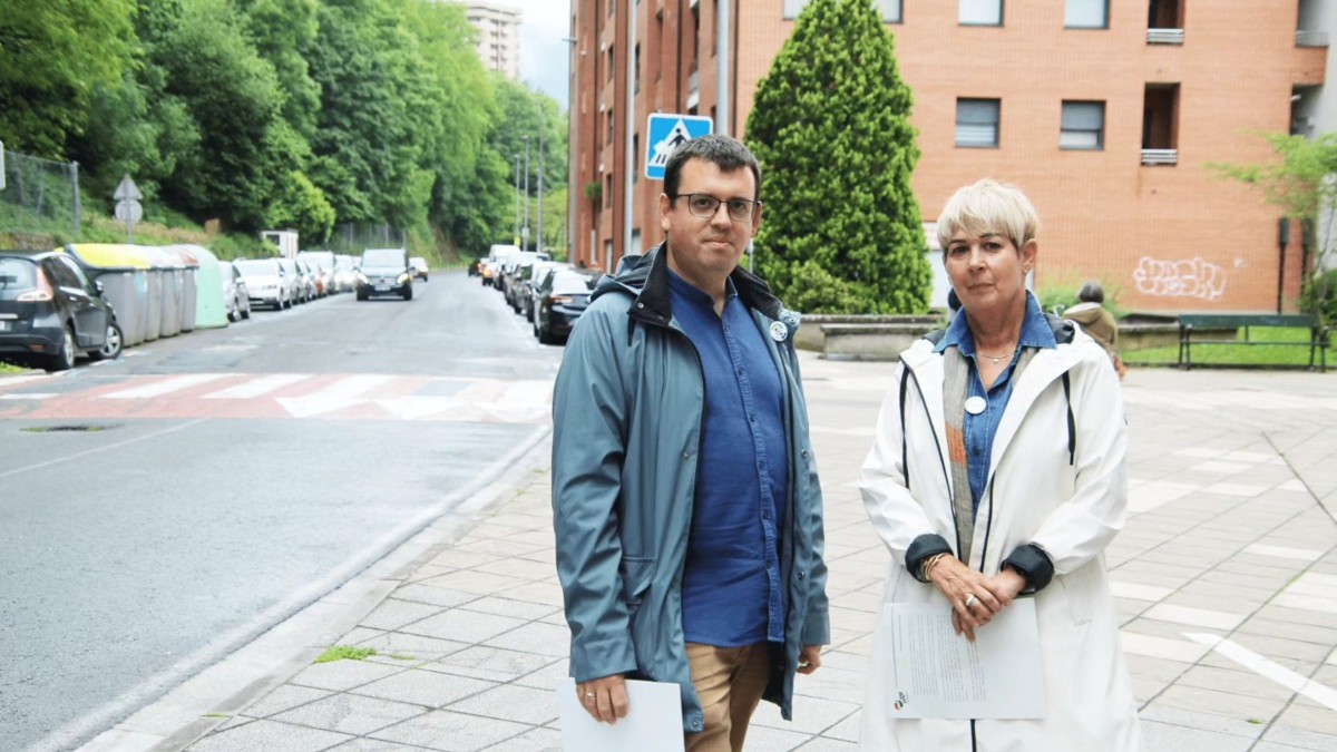 EAJ-PNVk ordenantza “argia, erabilgarria eta segurua” proposatu du Arrasateko patineteen kaosarekin amaitzeko