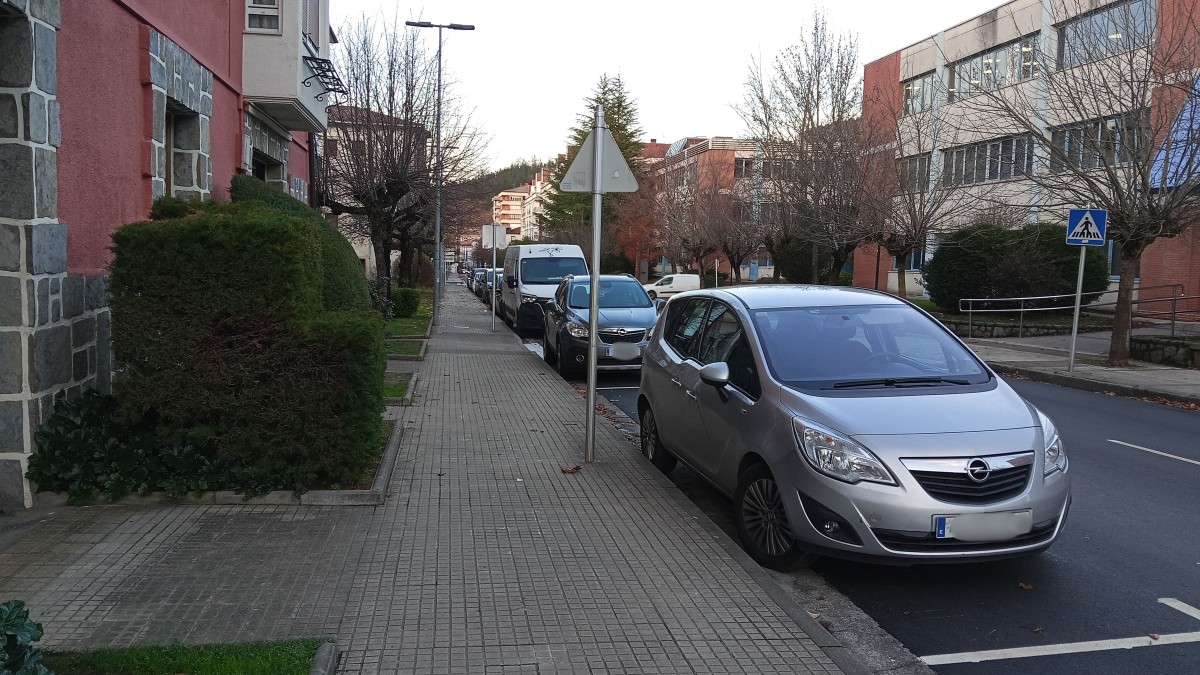 El PNV de Aretxabaleta critica la instalación de aparcamientos en Araba Ibilbidea