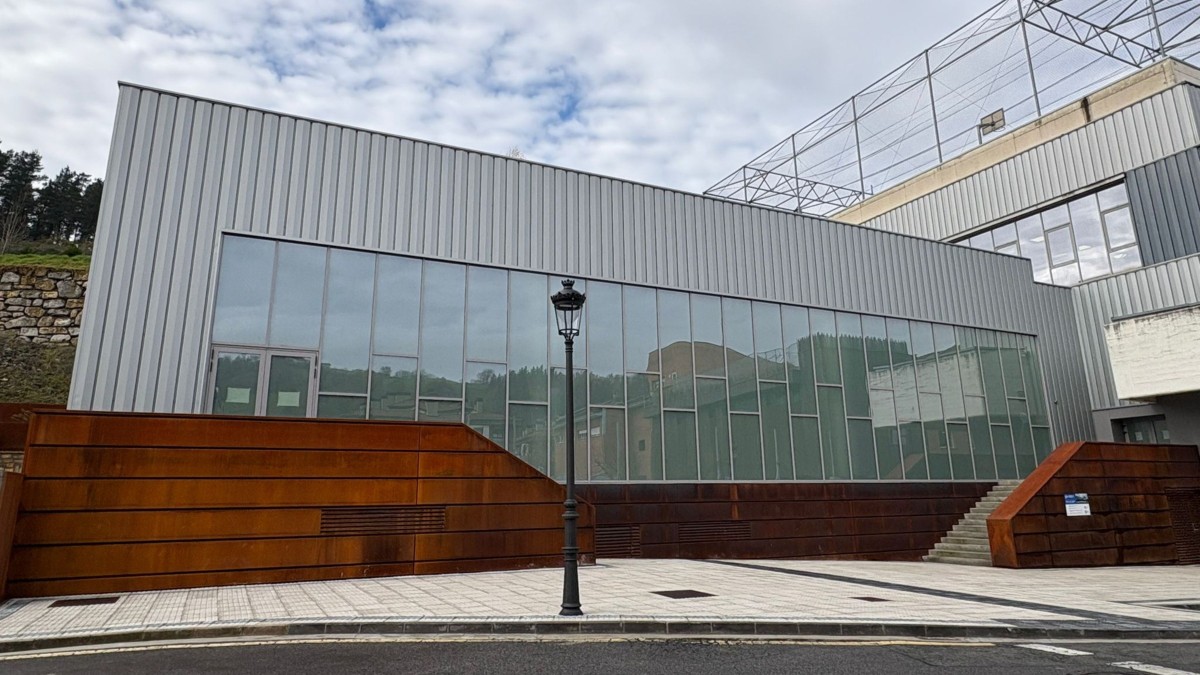 Lazkaoko EAJ-PNVk haurrak eta nerabeak babesteko eredu berri bat bultzatu du kirol eta aisialdi arloan