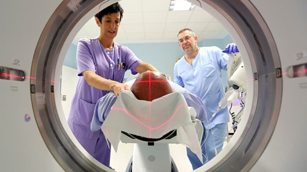 Euskadi da un paso adelante para convertirse en referente europeo en la atención al cáncer