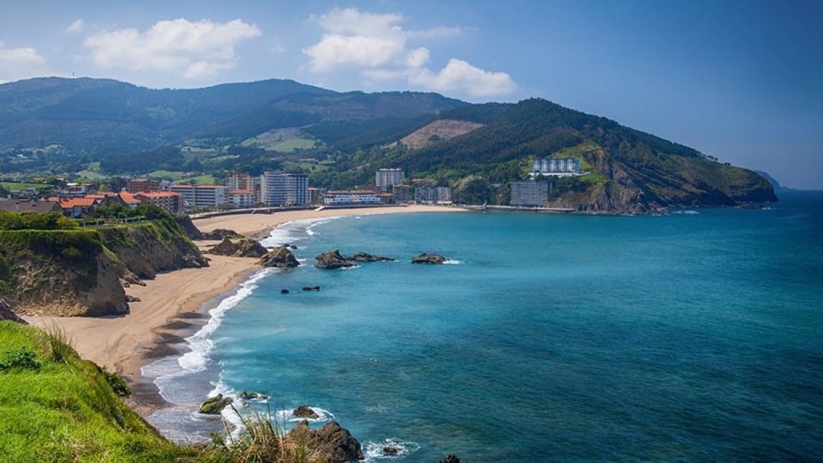 EAJ-PNV de Bakio denuncia el deterioro organizativo que atraviesa el Ayuntamiento y el impacto directo en la ciudadanía