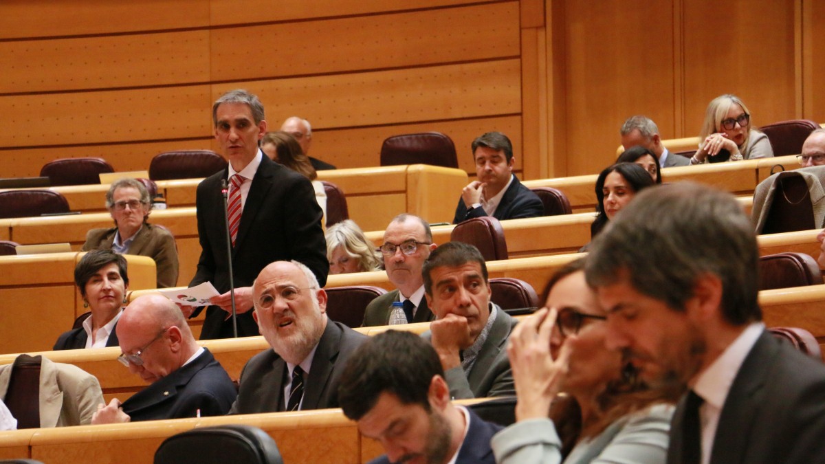 EAJ-PNVk Artistaren Estatutuan jasotako neurrietan aurrerapausorik ez izateari buruz galdetuko dio Kultura ministroari