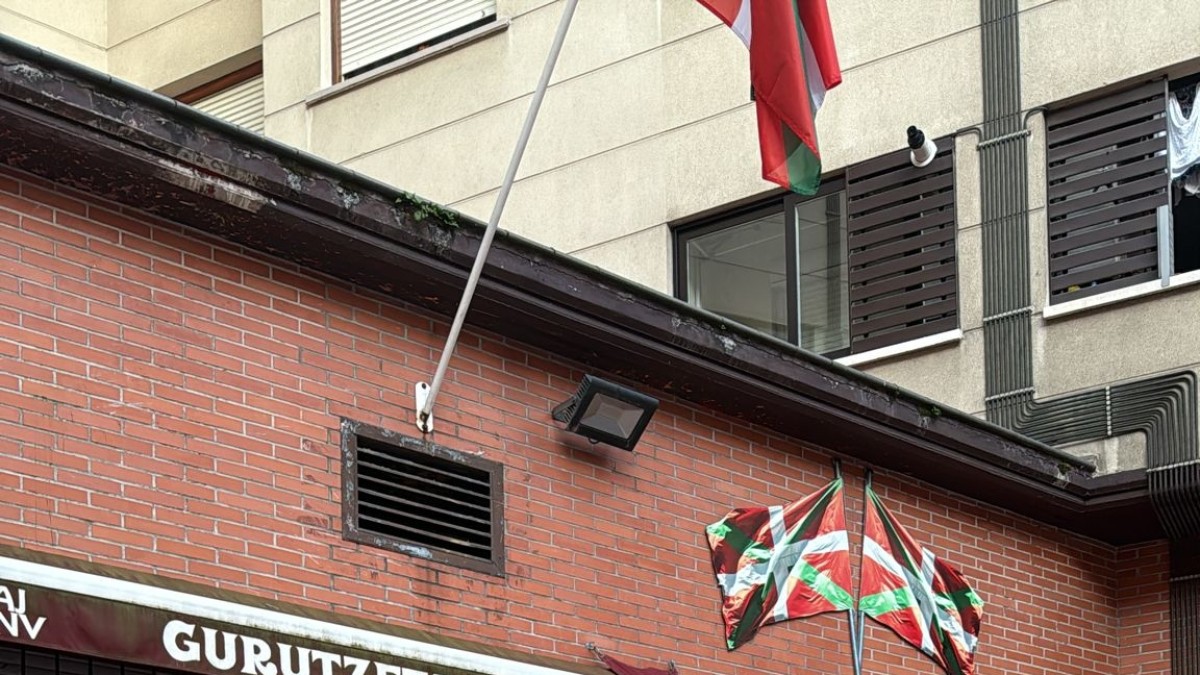 Ertzaintza bere estrategia politikoaren tresna nagusi gisa erabiltzea erabaki duten taldeak daudela salatu du BBBk