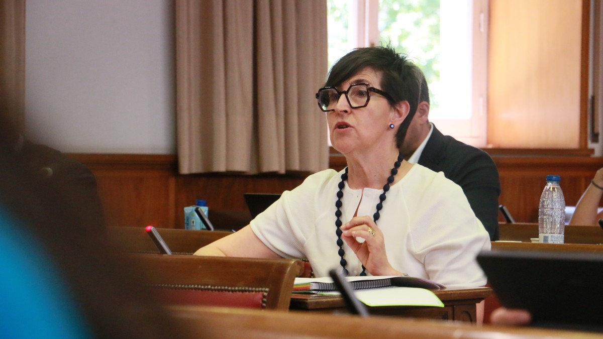 Maria Dolores Etxanok Ogasun ministroari azpimarratu dionez, 2027ko Aurrekontuak 