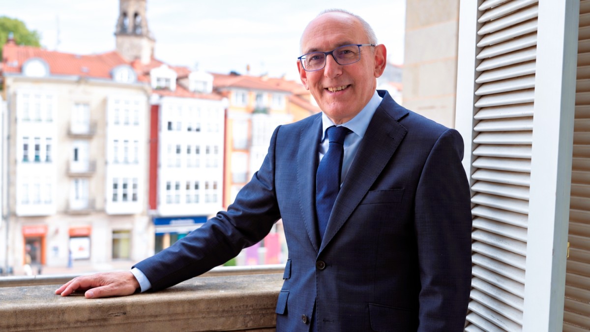 El Araba Buru Batzar propone a Ramiro González como candidato a Diputado General de Álava y a Irma Basterra como presidenta de Juntas Generales de Álava 