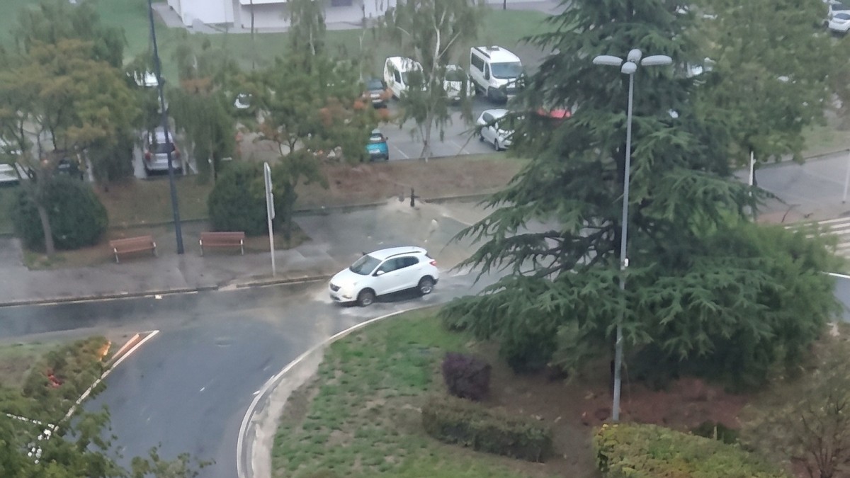 EAJ-PNV de Etxebarri recuerda que los técnicos municipales ya advirtieron de problemas que agravan las balsas que se crean entre la Avenida San Antonio y la N634 y pide prudencia al alcalde