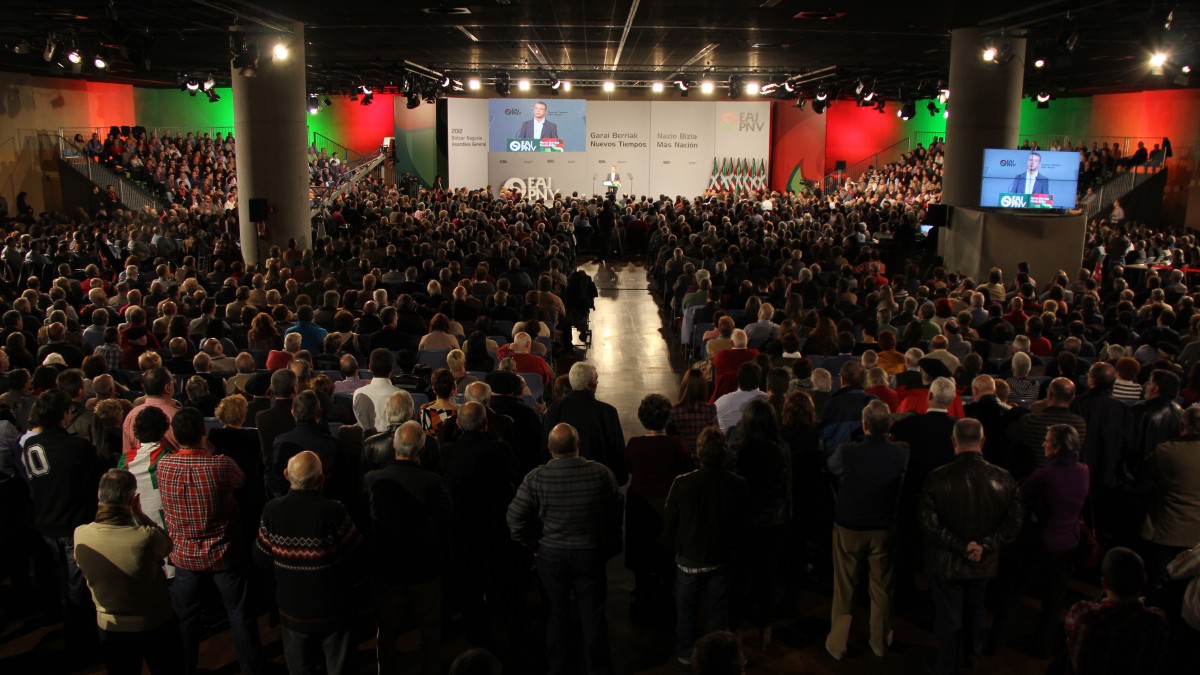 Iñigo Urkullu en el acto de clausura de la VI Asamblea General de EAJ-PNV
