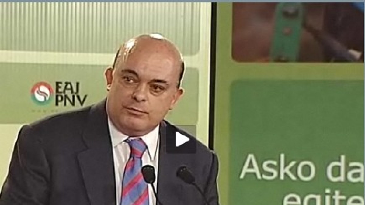 Inicio de la campaña en Gasteiz: Emilio Olabarria Inicio de la campaña en Gasteiz: Emilio Olabarria