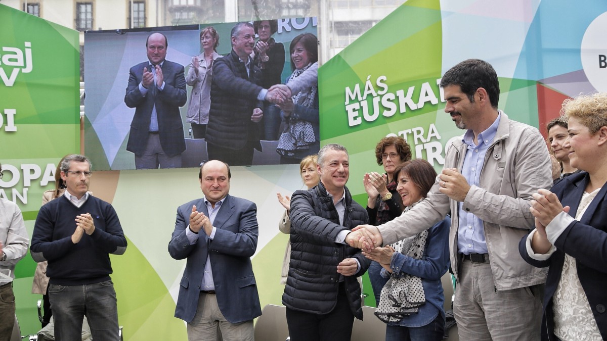 Ortuzar critica la falta de ideas de Bildu y que PP y PSOE han convertido el Parlamento Europeo “en un cementerio de elefantes”