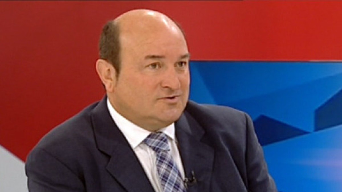 Andoni Ortuzar en EiTB