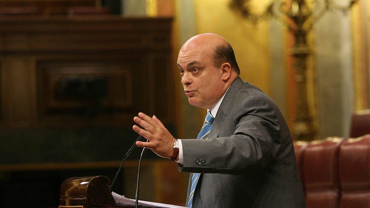 Olabarriak PP eta PSOEri: “Nola liteke txapuza hau egitea eta terrorismoaren kontrako Estatu itun deitzea? Arrazoi elektoralak daude tartean, seguruen