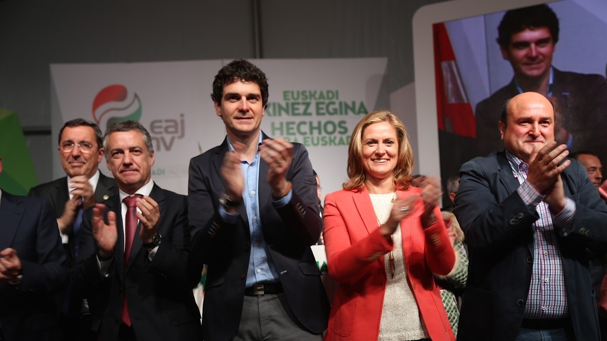 Urkullu reivindica con “hechos” el compromiso social de EAJ-PNV 