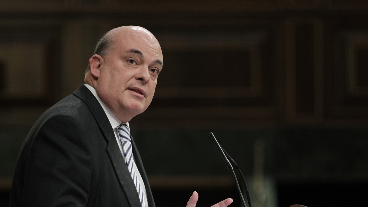 Olabarria denuncia que el complemento de pensiones para madres de dos o más hijos propuesto por el Gobierno español es “extravagante y electoralista”