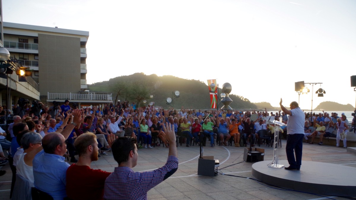 Acto político en Zarautz 