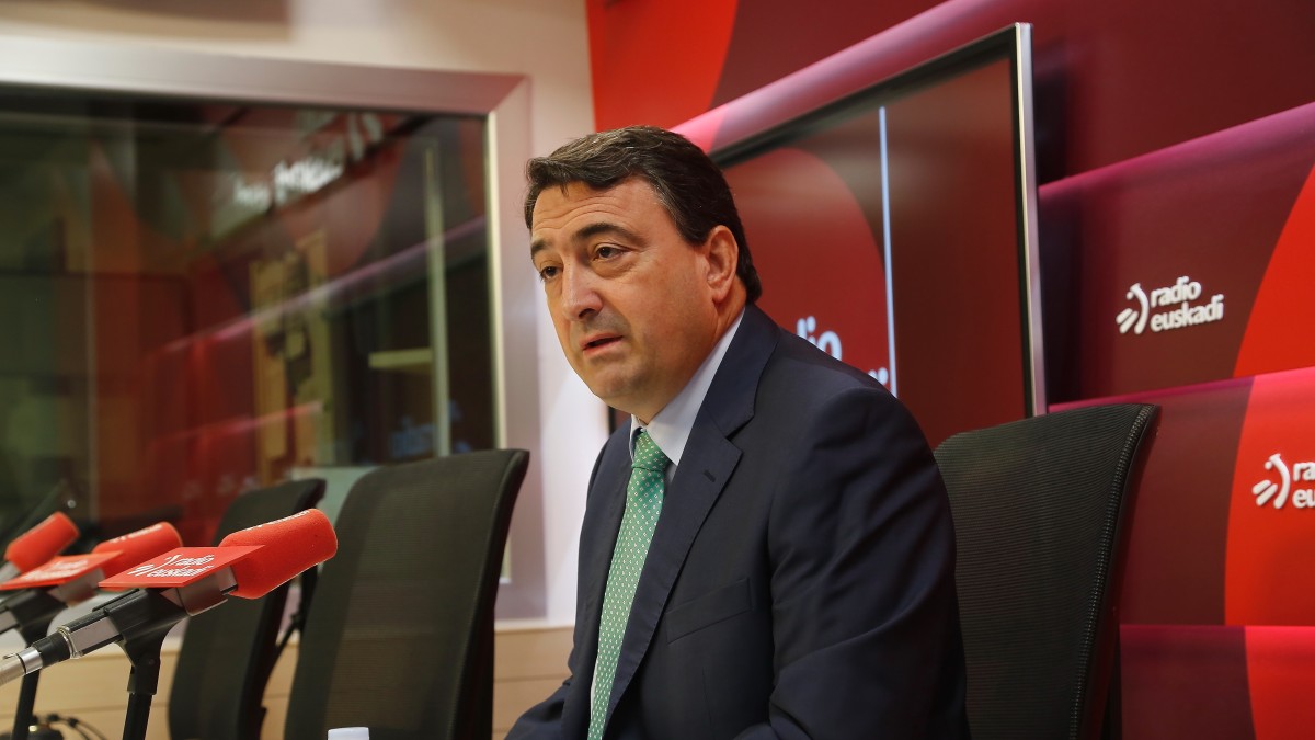 Aitor Esteban: “El desastre en el Gobierno español es tal que tenía que haber convocado ya elecciones generales”