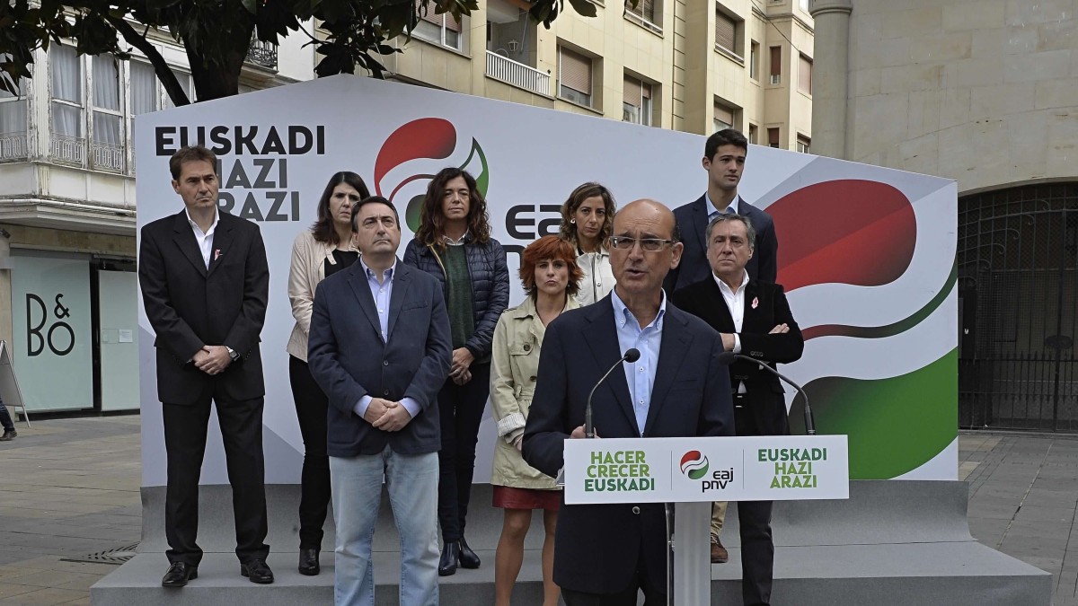 Legarda se compromete con las alavesas y los alaveses a defender los intereses, los derechos y el futuro de Araba y de Euskadi 