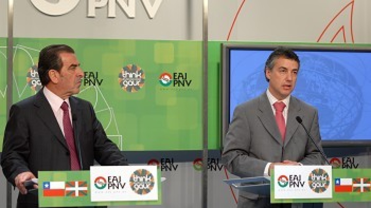 Encuentro entre Frei y Urkullu en Sabin Etxea.