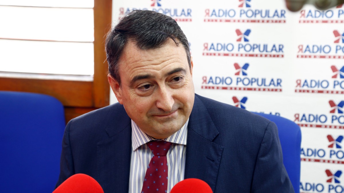 Aitor Esteban: “Euskal hautesleek ondo pentsatu behar dute Madrilen beren eguneroko arazoez nor arduratzen ote den