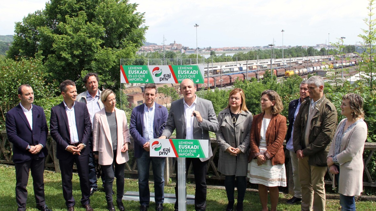 Para EAJ-PNV el Tren de Alta Velocidad es el eje vertebrador para crecer como país