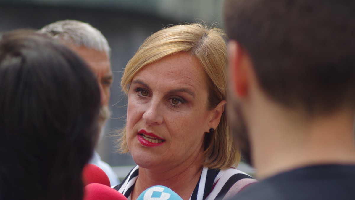 Itxaso Atutxa: “La pelota está más que nunca en el tejado del PSOE, al que han desmontado la coartada de la afinidad ideológica”