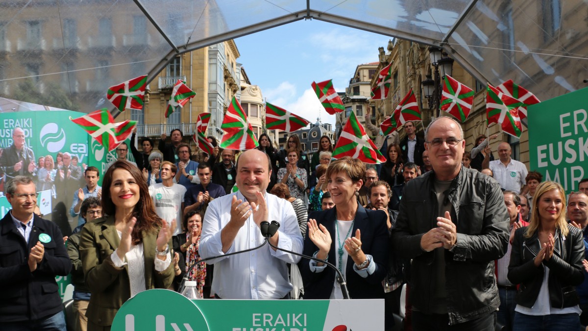 Ortuzar: “Solo hay dos opciones para gobernar: la claridad de Urkullu-PNV o la confusión de EH Bildu-Podemos”