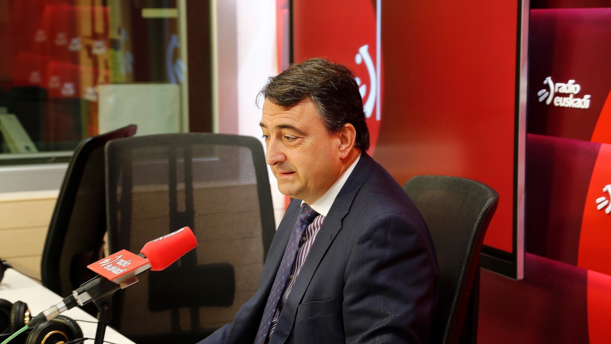 “Negoziaketen paradigma aldatu beharra dago: botoak eskumenen truke eskuratzeko fasea amaituta dago