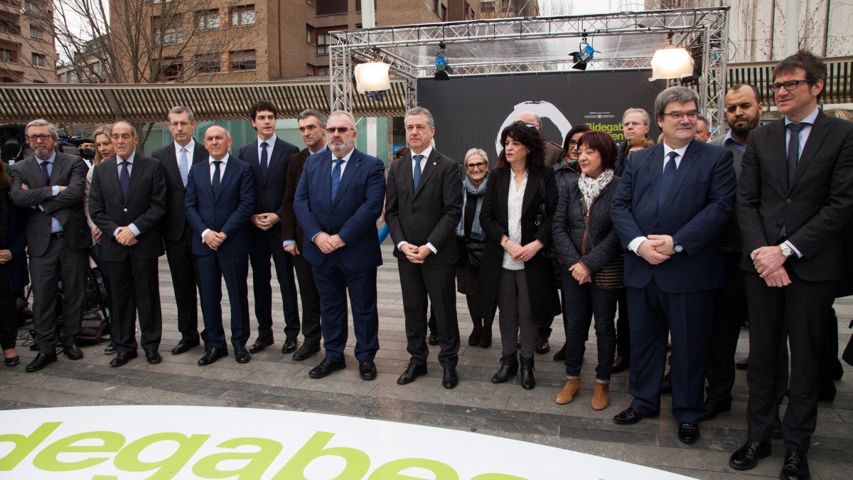 Atutxa, Egibar y Suso han encabezado la delegación de EAJ-PNV en el acto celebrado en Bilbao en el Día Europeo de las Víctimas del Terrorismo