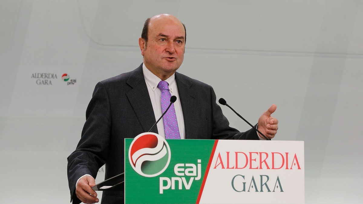 EAJ-PNV celebra el acuerdo fiscal alcanzado con PSE-EE y Elkarrekin Podemos en beneficio de un millón de vascas y vascos EAJ-PNV celebra el acuerdo fiscal alcanzado con PSE-EE y Elkarrekin Podemos en beneficio de un millón de vascas y vascos