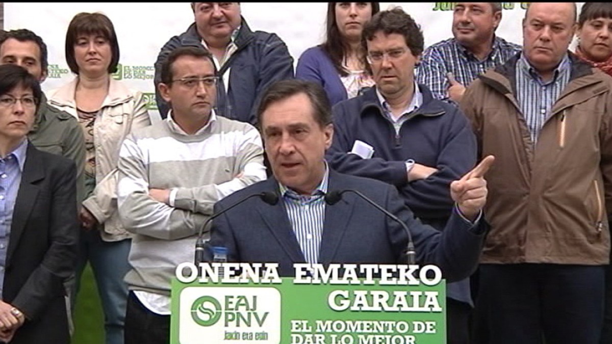 Acto en Treviño: Xabier Agirre