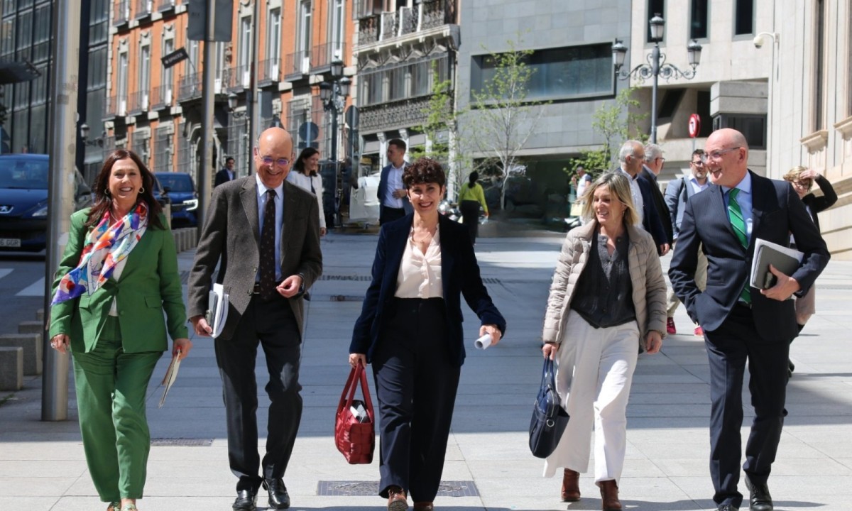 Euskal Taldeak  industria indartzeko neurriak erreklamatu ditu geopolitikaren egungo testuingurua ikusita 